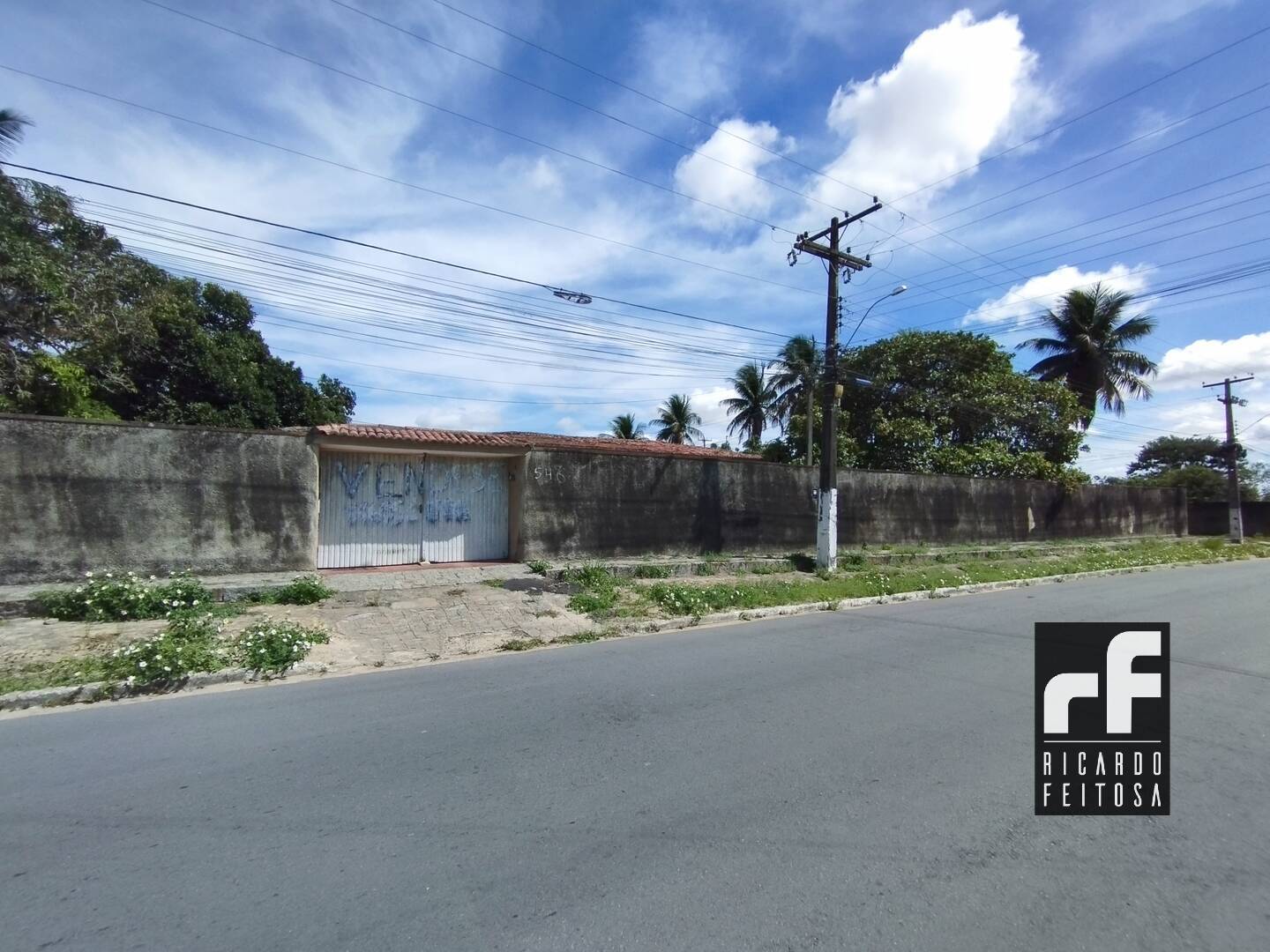 Terreno à venda, 3025m² - Foto 1