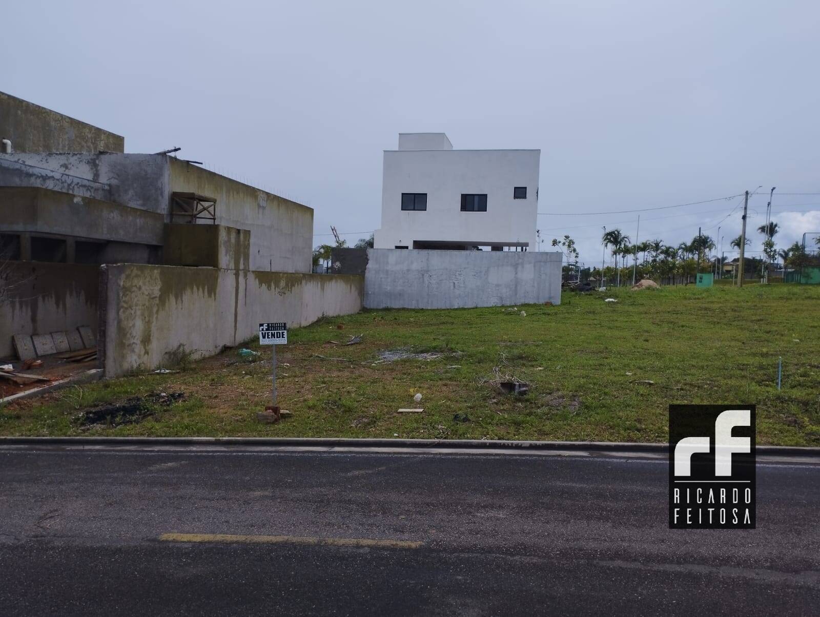 Terreno, 301 m² - Foto 3