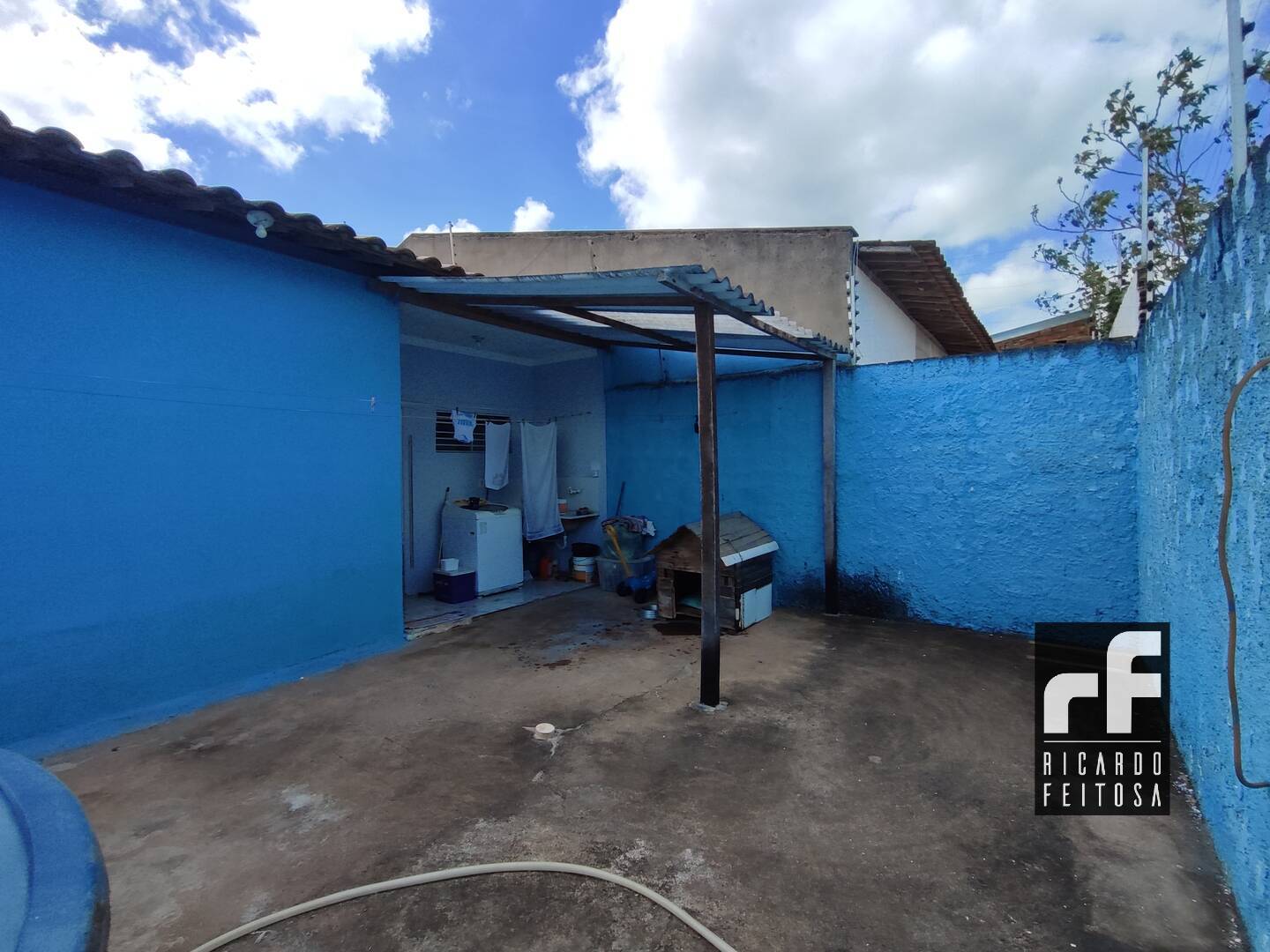 Casa à venda com 3 quartos, 82m² - Foto 13