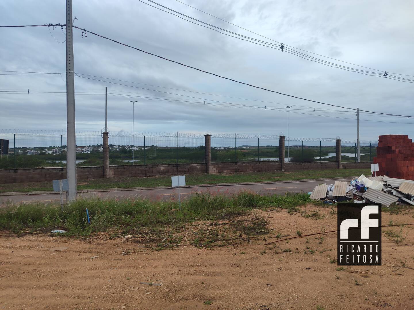 Terreno, 317 m² - Foto 2