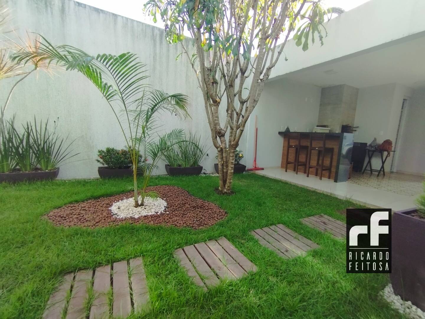 Casa, 3 quartos, 220 m² - Foto 3